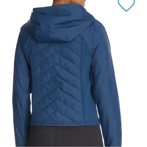 Bass Outdoor Women's Chevron-Quilted Puffer Jacket